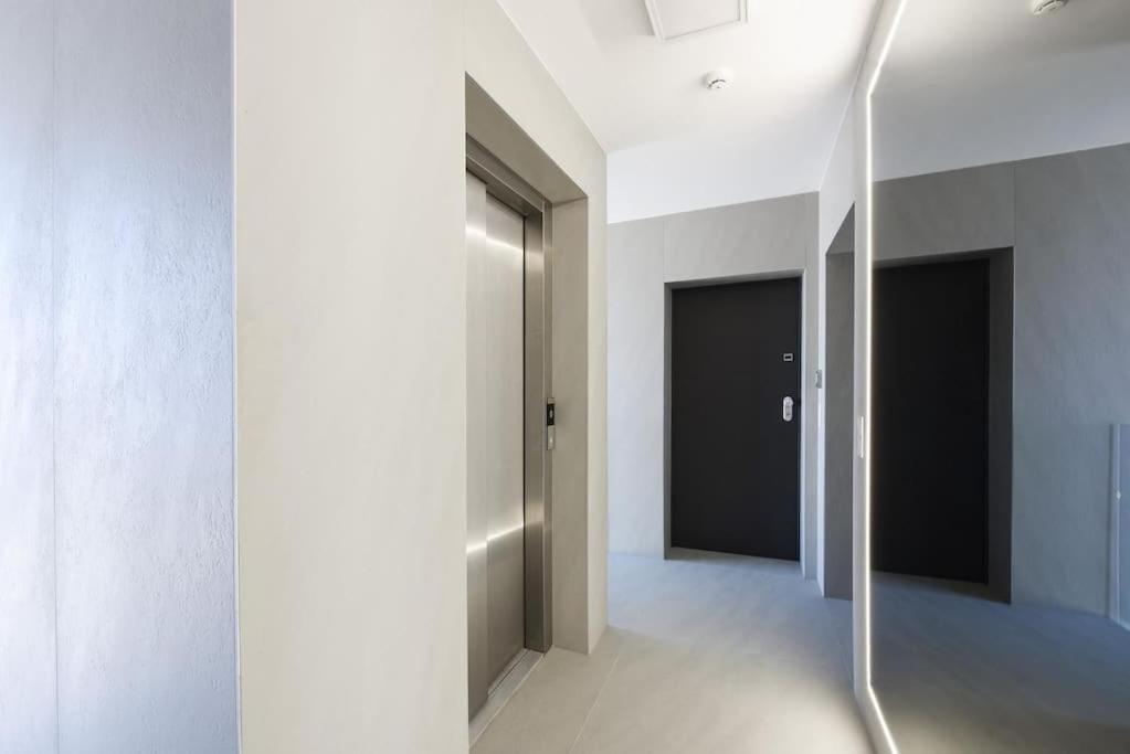 Fux Penthouse Whirlpool Meerblick Zadar Bagian luar foto