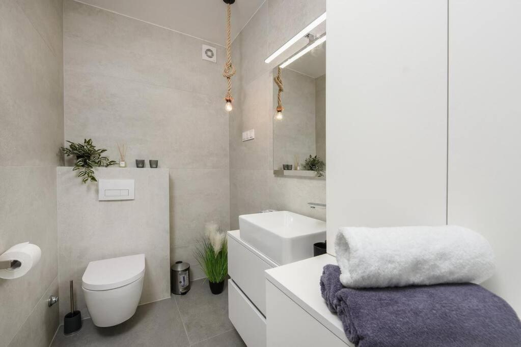 Fux Penthouse Whirlpool Meerblick Zadar Bagian luar foto