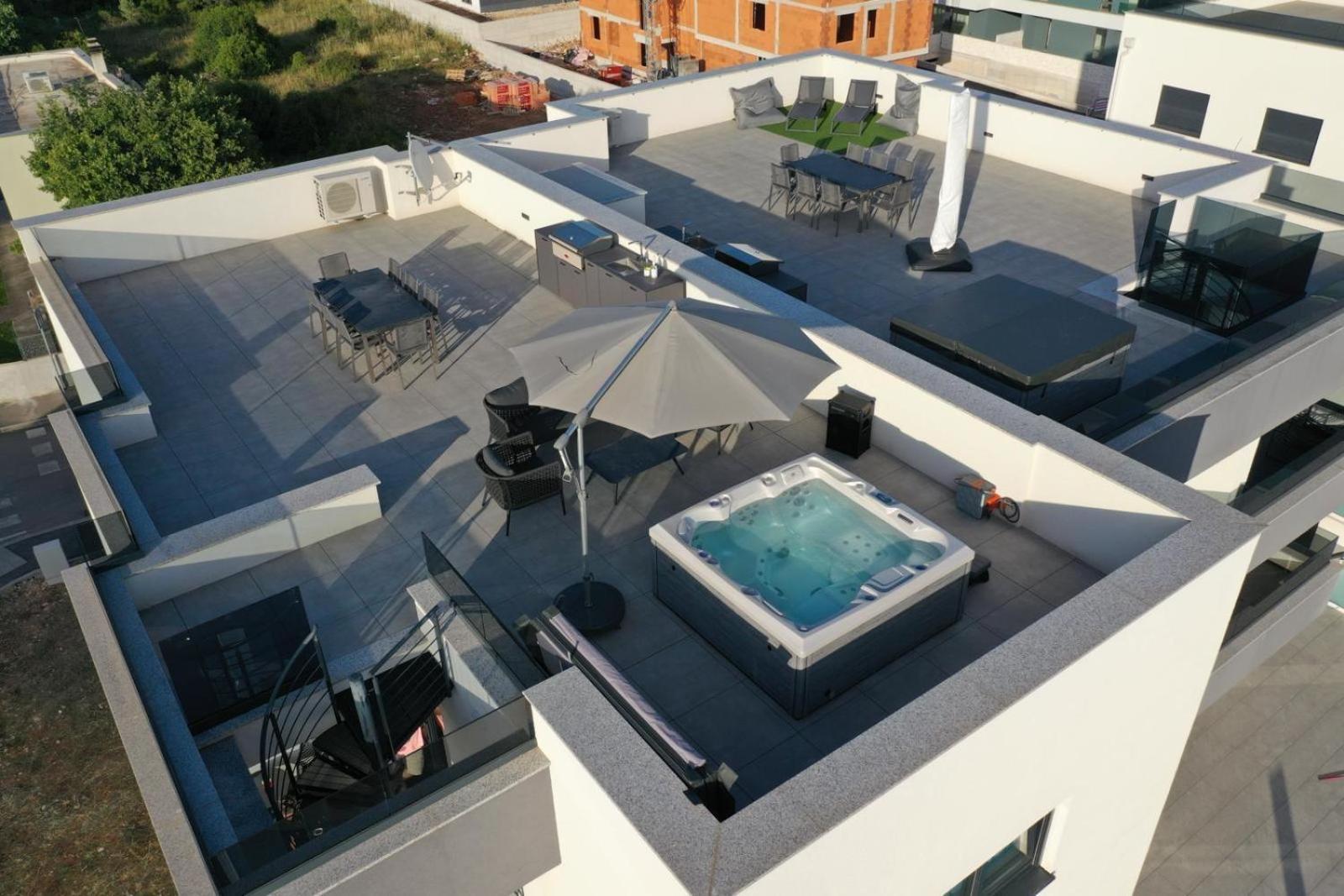 Fux Penthouse Whirlpool Meerblick Zadar Bagian luar foto